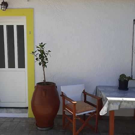 Lemon Garden 2 Lägenhet Karidi Exteriör bild